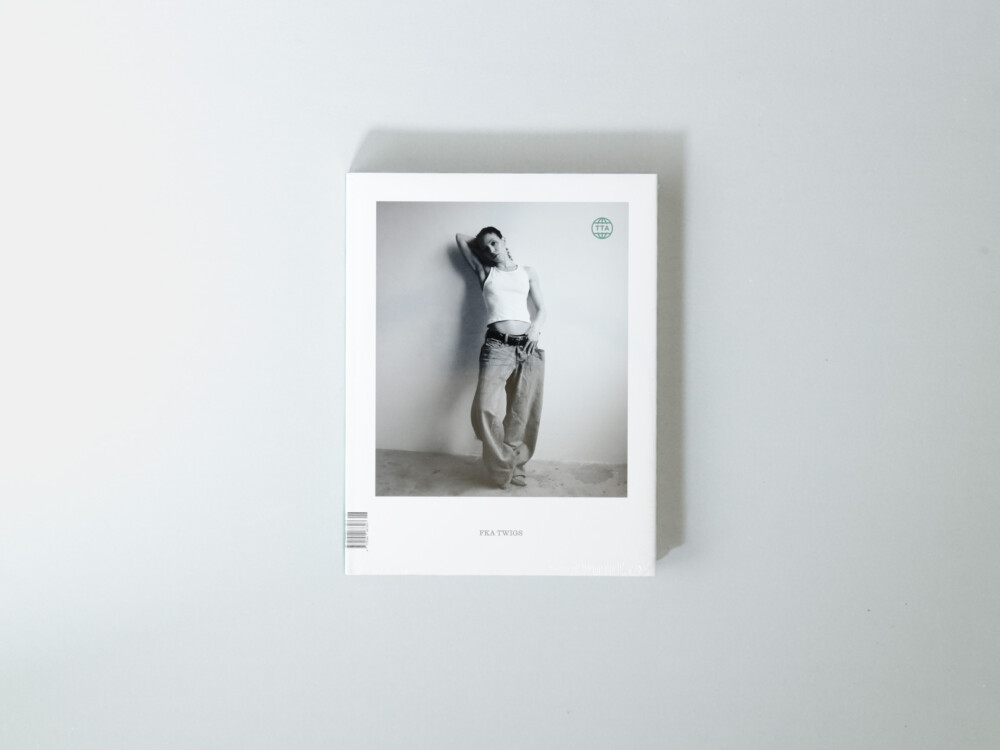 The Travel Almanac №26